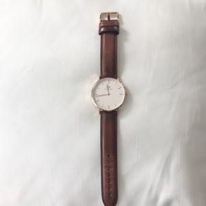 Daniel Wellington rose gold watch